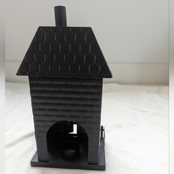 Metal haunted house candle holder - Picture 3 of 4